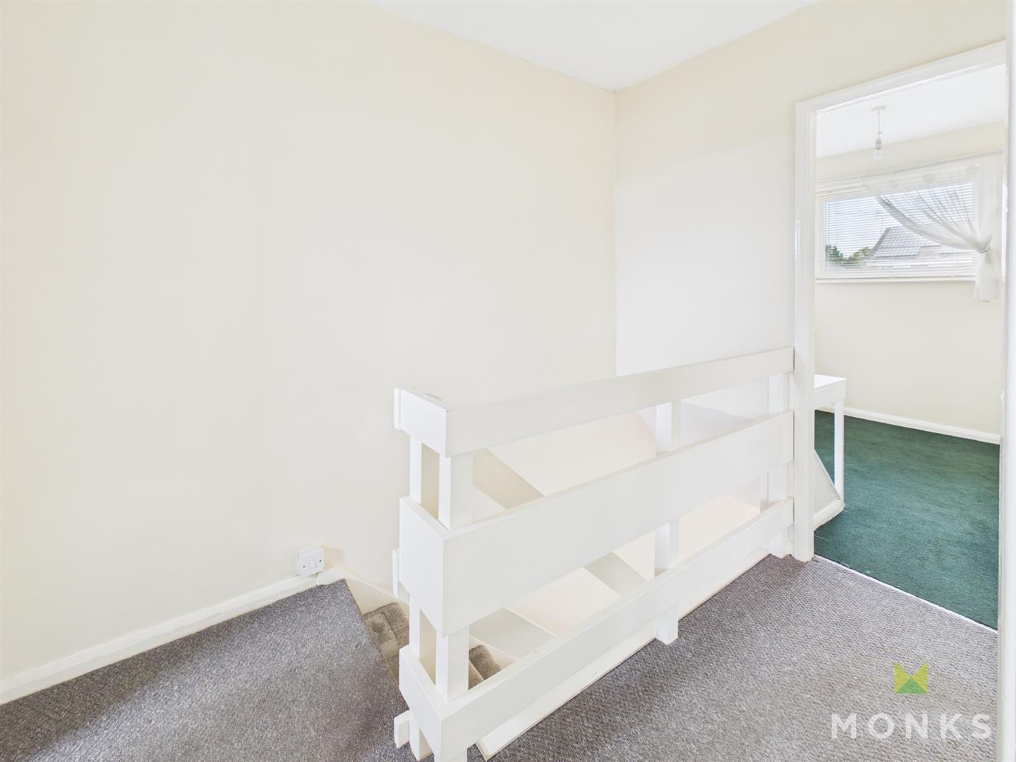 32 Hazel Grove, Oswestry, SY11 2XB For Sale